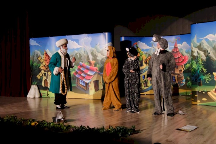 Nasreddin Hoca Çocuk Tiyatrosu Minik İzleyicilerle Buluştu