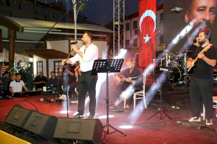 Meydan Tolga Kaya Şarkılarıyla Doldu Taştı