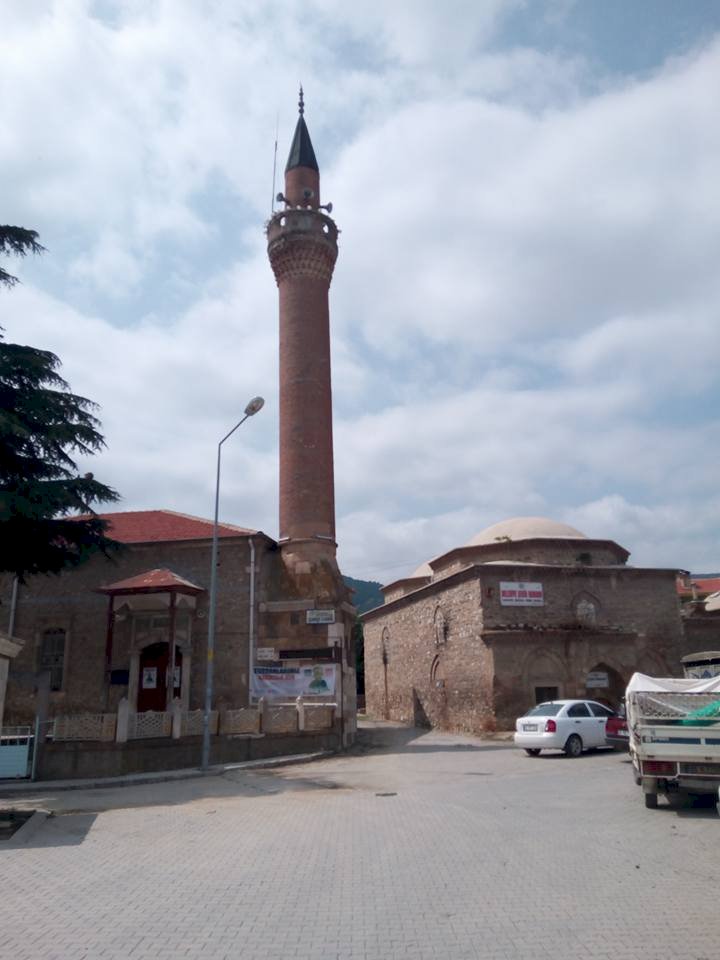 GÖLÇAYIR KÖYÜNDE AHİLER